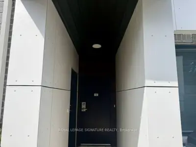 1475 O'connor Drive 2, Toronto, On M4b 0a7
