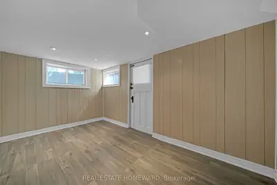 57 Valhalla Boulevard, Toronto, On M1n 3b4