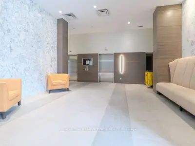 2055 Danforth Avenue 1002, Toronto, On M4c 1j8