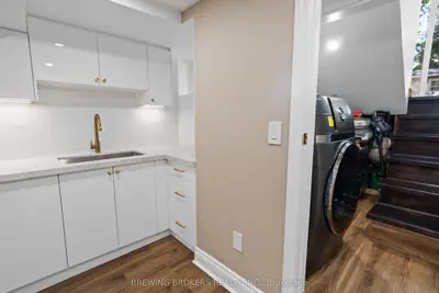 134 Fulton Avenue, Toronto, On M4k 1y1
