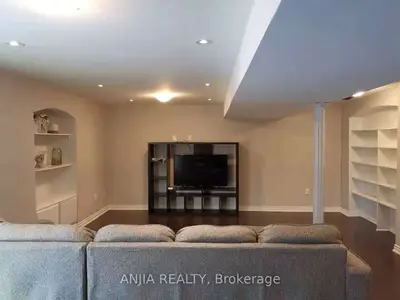 11 Luce Drive Bsmt, Ajax, On L1z 0k2
