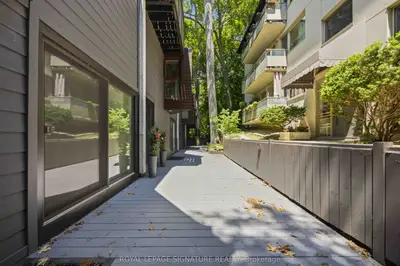 2366 Queen Street E 7, Toronto, On M4e 1h4