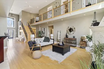 1879 Appleview Road, Pickering, On L1v 1t7