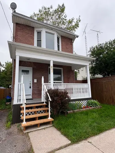 67 Banting Avenue, Oshawa, On L1h 2m1