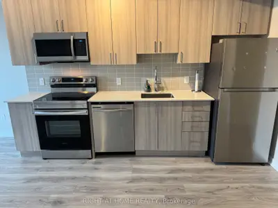 1455 Celebration Drive 602, Pickering, On L1w 1l8