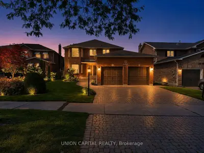 772 Pebble Court, Pickering, On L1v 3p3