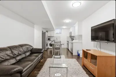 28 Sheldon Drive, Ajax, On L1t 4k7