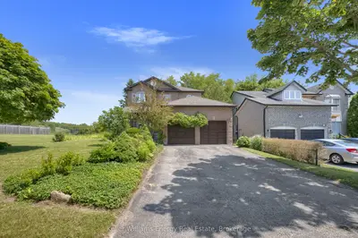 276 Andrew Street, Clarington, On L1b 1k3
