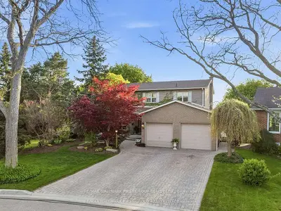14 Ormandy Court, Whitby, On L1p 1e8