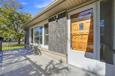 765 Brimley Road Main, Toronto, On M1j 1c7