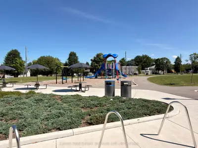 777 Chinook Path, Oshawa, On L1h 0a7