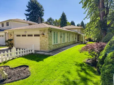 1 Rolling Meadows, Toronto, On M1c 1x8