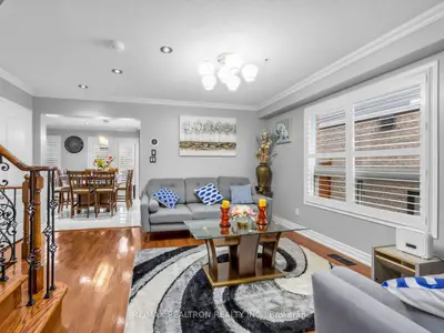 15 Middlecote Drive, Ajax, On L1t 0a4