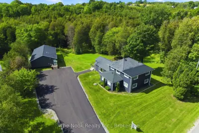7704 Leskard Road, Clarington, On L0b 1m0