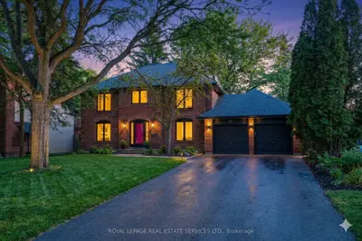 40 Stonemanse Court, Toronto, On M1g 3v3