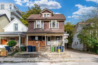 69 Laing Street, Toronto, On M4l 2n4