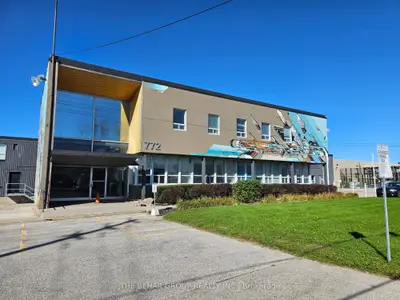 772 Warden Avenue, Toronto, On M1l 4t7