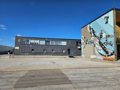 772 Warden Avenue, Toronto, On M1l 4t7