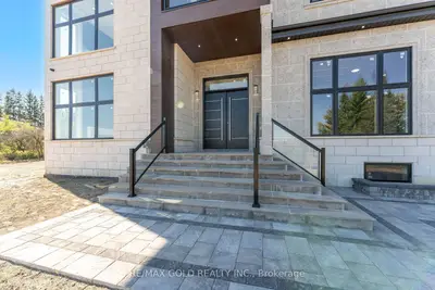 6540 Coronation Road, Whitby, On L0b 1c0