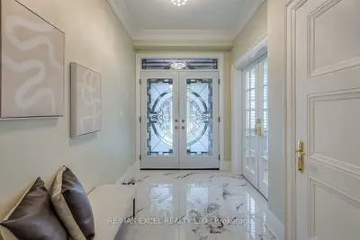 32 Grapevine Circle, Toronto, On M1x 1x5