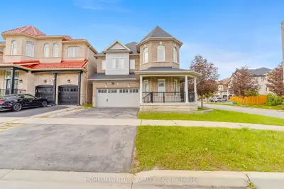 16 Snowling Drive, Ajax, On L1z 0m2