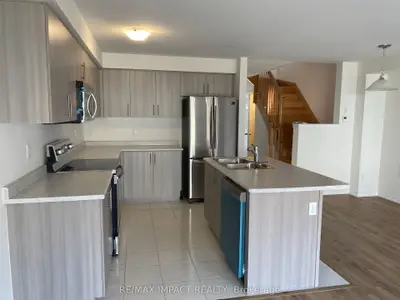144 Ice Palace Crescent, Oshawa, On L1l 0g9
