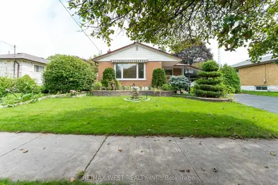 203 Lupin Drive, Whitby, On L1n 1y2