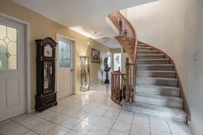 1801 Forestview Drive, Pickering, On L1v 5v2