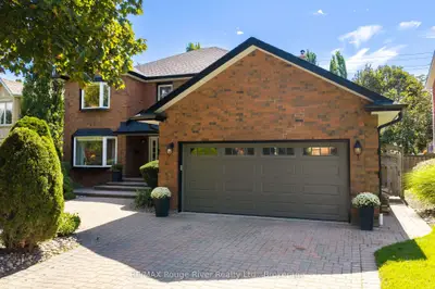 7 Lyndhurst Crescent, Whitby, On L1r 1e4