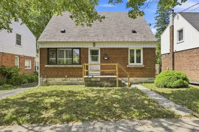 21 Eastgate Crescent, Toronto, On M1l 1x1