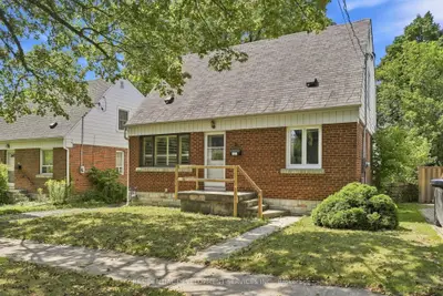 21 Eastgate Crescent, Toronto, On M1l 1x1