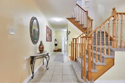 14 Draycott Avenue, Ajax, On L1z 0k2