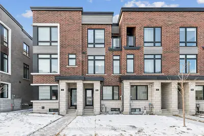 65 Akil Thomas Gardens, Toronto, On M1p 3c1