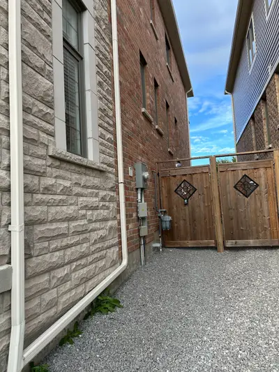 175 Westfield Drive Basement, Whitby, On L1p 0g2