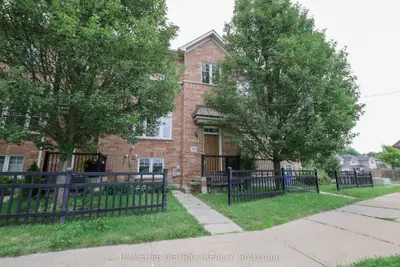 489 Mearns Avenue, Clarington, On L1c 5m5