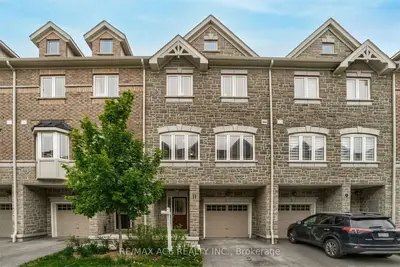 11 Waterstone Way, Whitby, On L1n 0m3