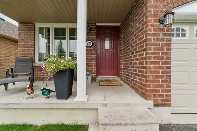 1621 Northfield Avenue, Oshawa, On L1k 0k8
