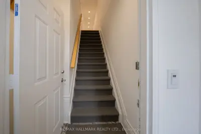 74 Coxwell Avenue C, Toronto, On M4l 3a7