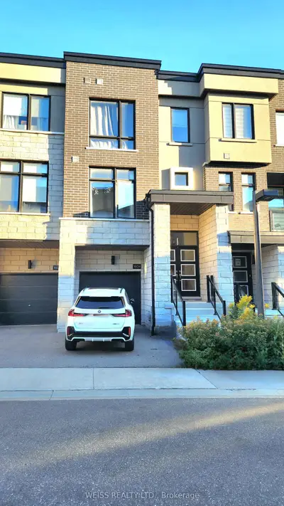 1604 Moonbeam Glen, Pickering, On L1x 0h9