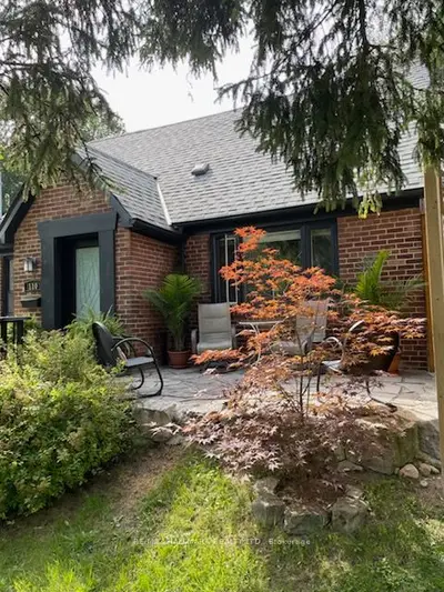 110 Lakeside Avenue, Toronto, On M1n 3c1