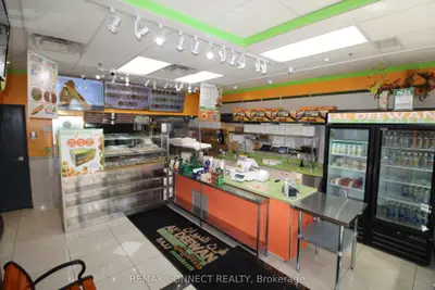 1415 Kennedy Road 9, Toronto, On M1p 2l6