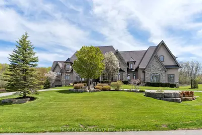 3325 Hollywood Court, Pickering, On L1x 0a3