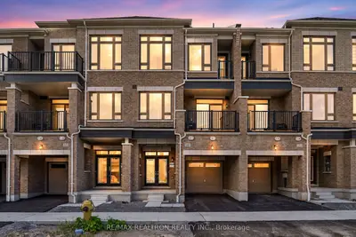 69 Mcgowan Drive, Whitby, On L1p 0s2