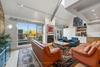 1852 Queen Street E 304, Toronto, On M4l 1h1