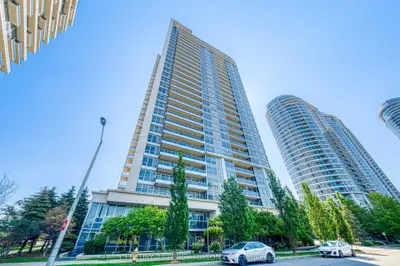181 Village Green Square 116, Toronto, On M1s 0l3