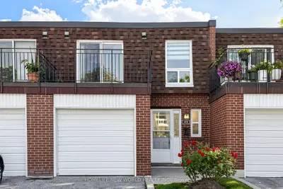 100 Bridletowne Circle 49, Toronto, On M1w 2g8