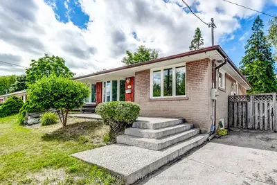 53 Glory Crescent, Toronto, On M1e 2b9