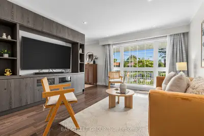 8 Amethyst Road, Toronto, On M1t 2e7