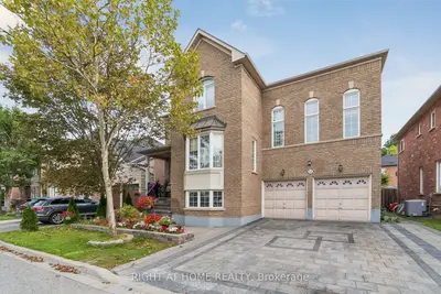 13 Weston Crescent, Ajax, On L1t 0c7