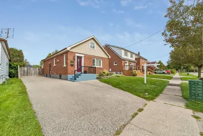 442 Colborne Street E, Oshawa, On L1g 1n2